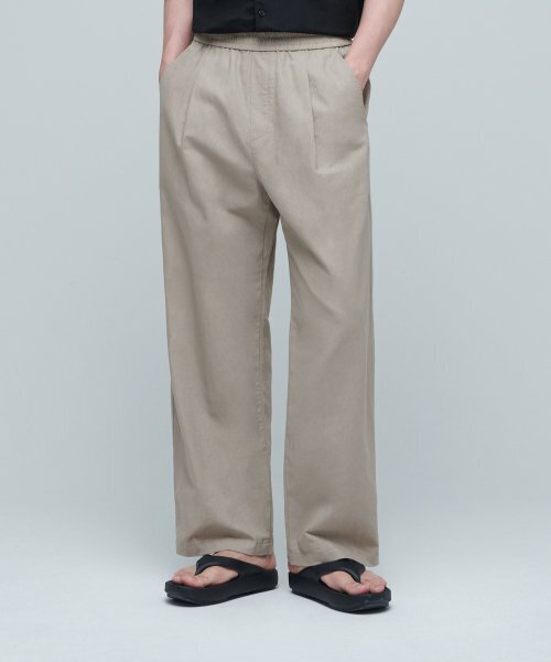 MUSINSA STANDARD(ムシンサスタンダード)の「コットンリネンワンタックワイドパンツ【ベージュ】(その他パンツ・メンズ・その他・36/34/32/30/26/28)」の1枚目の写真