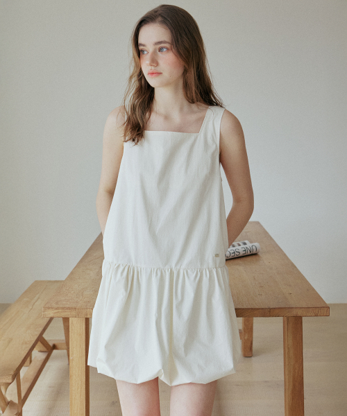 YUPPE(ヨッペ)の「BALOON SHIRRING ONEPIECE_IVORY(ワンピース・レディース・その他・FREE)」の4枚目の写真