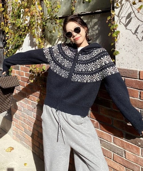 CANVAS+（キャンバスプラス）の「【CANVAS＋】ノルディック柄ジップニットパーカー（パーカー・レディース・ブルー/グレー/ブラック/ライトベージュ/レッド・M）」の5枚目の写真