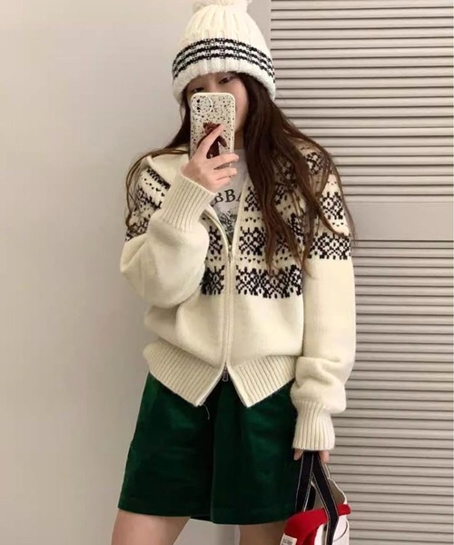 CANVAS+（キャンバスプラス）の「【CANVAS＋】ノルディック柄ジップニットパーカー（パーカー・レディース・ブルー/グレー/ブラック/ライトベージュ/レッド・M）」の2枚目の写真