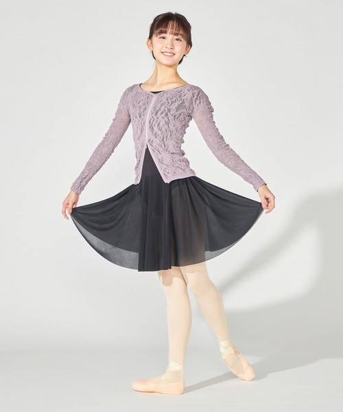 Chacott（チャコット）の「【ノーソーイングニット】バレリーナネックジップトップ（ニット/セーター・レディース・ブラック/グレー・M）」の3枚目の写真