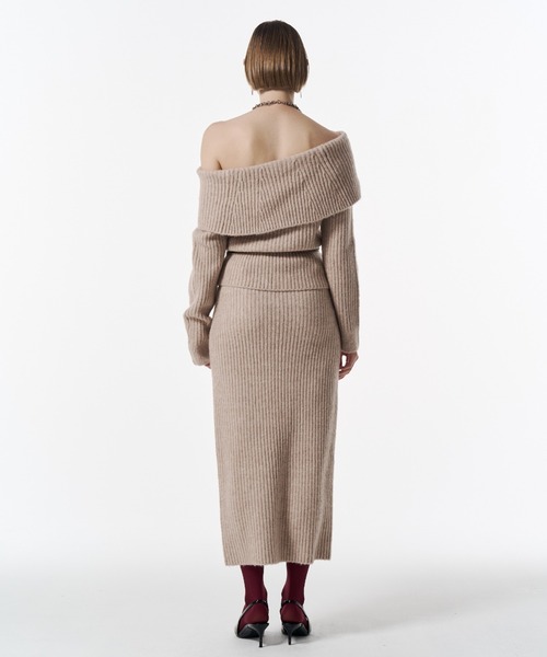 JOSE MOON（ジョゼムーン）の「OFF SHOULDER BULKY KNIT/オフショルダーバルキーニット（ニット/セーター・レディース・グレー/ベージュ/ブラック・FREE）」の22枚目の写真