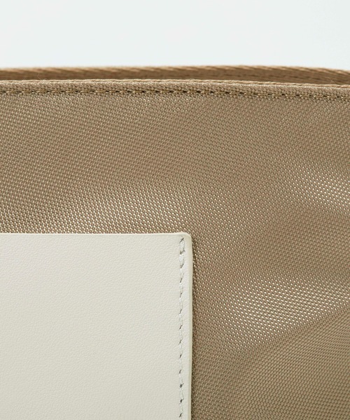 Breath TOPKAPI(ブレストプカピ)の「【Breath TOPKAPI sis】【WEB限定】ナイロン レザーポケット ミニ ショルダーバッグ 軽量 / CALM カーム(ショルダーバッグ・レディース・カーキ/ブラック/ベージュ/グレー・FREE)」の21枚目の写真