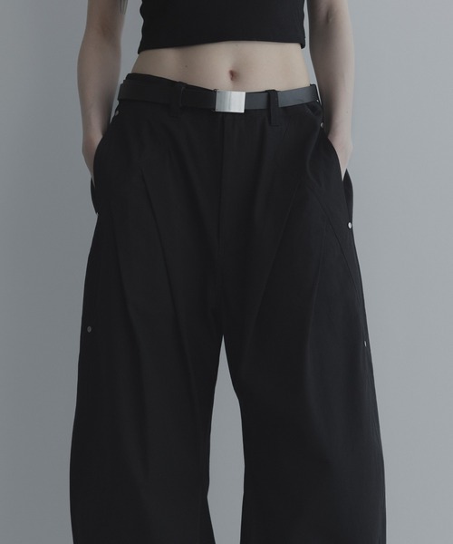 remer（リメール）の「コットンギャバタックカーブパンツ - cotton gabardine tuck curved pants（その他パンツ・メンズ・チャコールグレー/ブラック・LARGE/MEDIUM/SMALL/X-SMALL）」の7枚目の写真