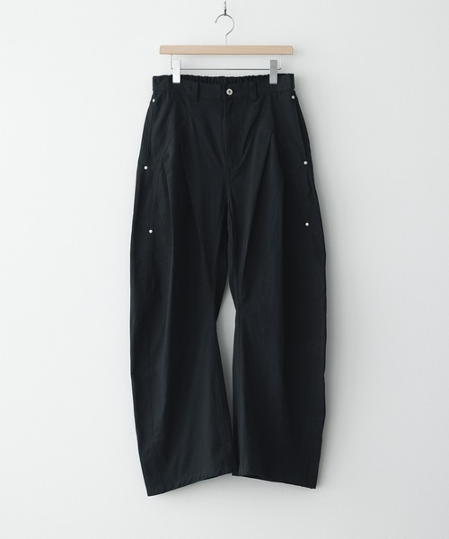 remer（リメール）の「コットンギャバタックカーブパンツ - cotton gabardine tuck curved pants（その他パンツ・メンズ・チャコールグレー/ブラック・LARGE/MEDIUM/SMALL/X-SMALL）」の17枚目の写真