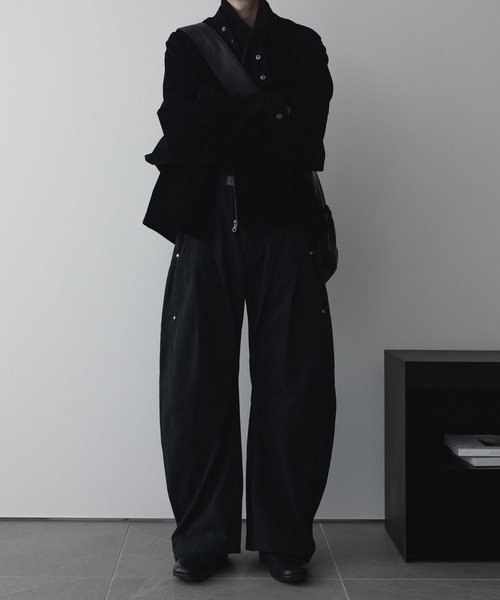 remer（リメール）の「コットンギャバタックカーブパンツ - cotton gabardine tuck curved pants（その他パンツ・メンズ・チャコールグレー/ブラック・LARGE/MEDIUM/SMALL/X-SMALL）」の20枚目の写真