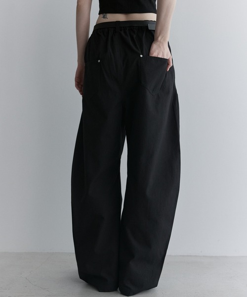 remer(リメール)の「コットンギャバタックカーブパンツ - cotton gabardine tuck curved pants(その他パンツ・メンズ・チャコールグレー/ブラック・LARGE/MEDIUM/SMALL/X-SMALL)」の16枚目の写真