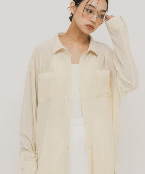 KBF（ケイビーエフ）の「シアーベロアルーズシャツ（シャツ/ブラウス・レディース・ダークブラウン/ブラック/アイボリー・ONE）」の2枚目の写真