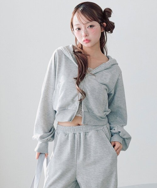 OLIVE des OLIVE（オリーブデオリーブ）の「袖ラインコンパクトパーカー（Tシャツ/カットソー・レディース・ピンク/トップグレー/ブラック・FREE）」の5枚目の写真