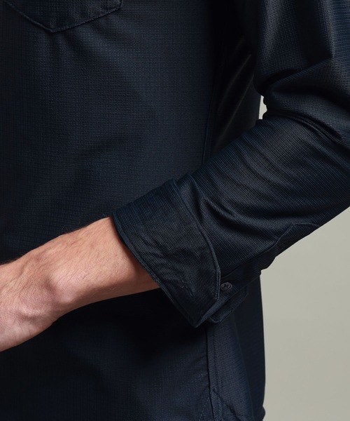 HIDEAWAYS NICOLE（ハイダウェイニコル）の「【HIDEAWAYS BLACK】シアーマイクロチェックレギュラーカラーシャツ（シャツ/ブラウス・メンズ・ブラック/ブルー/オフホワイト・MEDIUM/X-LARGE/LARGE）」の17枚目の写真