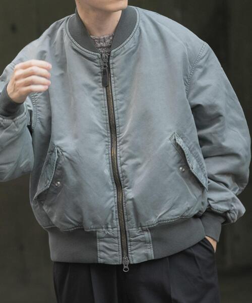 ITEMS URBANRESEARCH(アイテムズ アーバンリサーチ)の「ピグメントダイ オーバーサイズMA-1(MA-1・メンズ・カーキ/ベージュ系その他/グレー・MEDIUM/LARGE)」の14枚目の写真