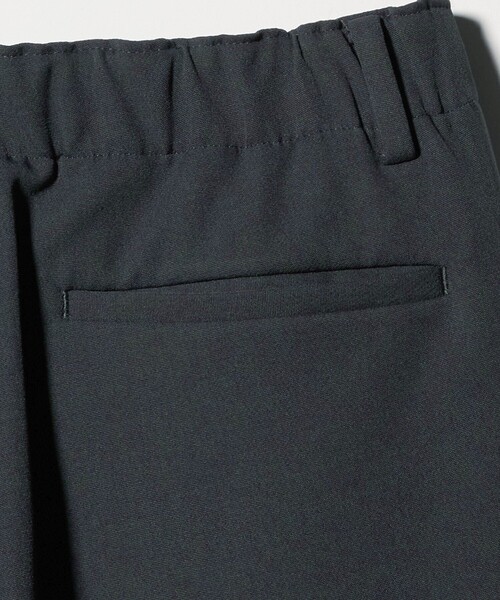 BEAUTY&YOUTH UNITED ARROWS(ビューティーアンドユースユナイテッドアローズ)の「東レ/TORAY ワルツ 1プリーツ テーパード パンツ NO.5 セットアップ対応 ヨコストレッチ ウォッシャブル(スラックス・メンズ・ブラック/ダークグレー/ダークブラウン・S/XL/M/L)」の21枚目の写真