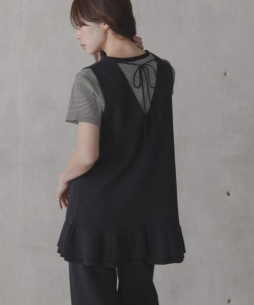 URBAN RESEARCH Sonny Label（アーバンリサーチサニーレーベル）の「フリルチュニックベスト パンツSET（ニット/セーター・レディース・ブラック/グレー・FREE）」の4枚目の写真