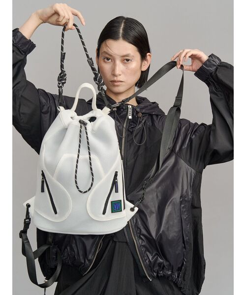 UN3D.(アンスリード)の「4WAY MESH BACK PACK / 4WAYメッシュバックパック(バックパック/リュック・レディース・ホワイト/ブラック・FREE)」の6枚目の写真