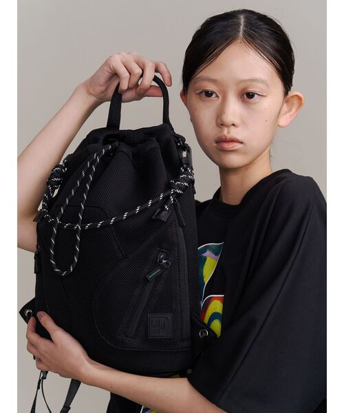 UN3D.(アンスリード)の「4WAY MESH BACK PACK / 4WAYメッシュバックパック(バックパック/リュック・レディース・ホワイト/ブラック・FREE)」の16枚目の写真