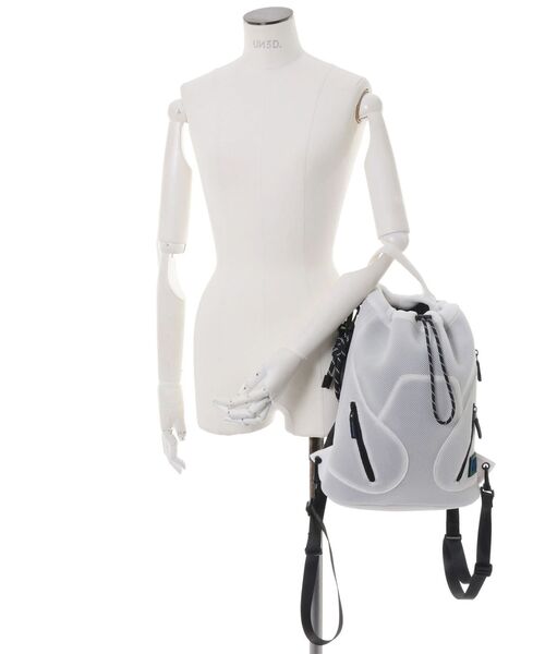 UN3D.（アンスリード）の「4WAY MESH BACK PACK / 4WAYメッシュバックパック（バックパック/リュック・レディース・ホワイト/ブラック・FREE）」の20枚目の写真