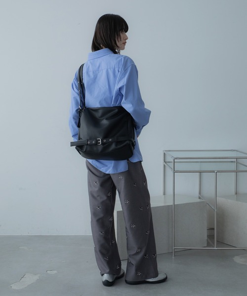 VACANCY（ヴァカンシー）の「ベルトバックルトートバッグ（トートバッグ・レディース・ブラック/ホワイト・FREE）」の14枚目の写真