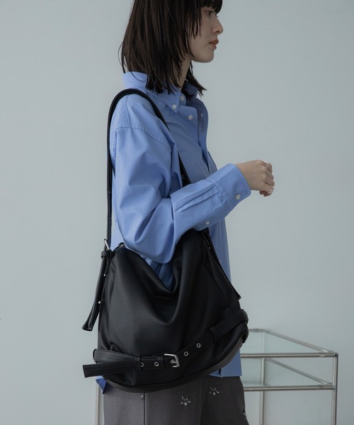 VACANCY（ヴァカンシー）の「ベルトバックルトートバッグ（トートバッグ・レディース・ブラック/ホワイト・FREE）」の15枚目の写真