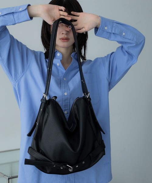 VACANCY（ヴァカンシー）の「ベルトバックルトートバッグ（トートバッグ・レディース・ブラック/ホワイト・FREE）」の13枚目の写真