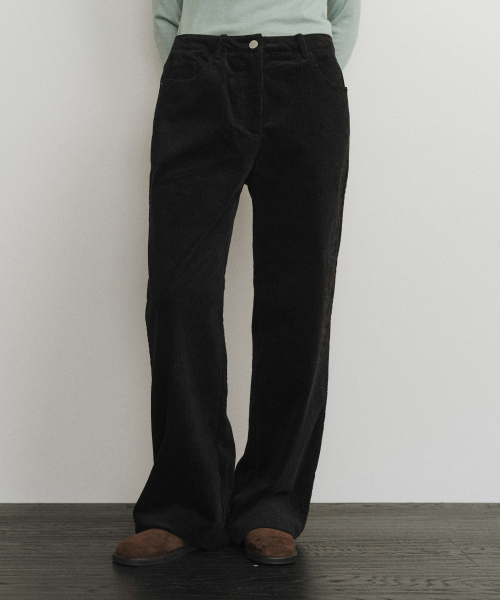 URAGO（ユラーゴ）の「Corduroy wide pants（その他パンツ・レディース・Beige/ブラック・SMALL/MEDIUM）」の4枚目の写真