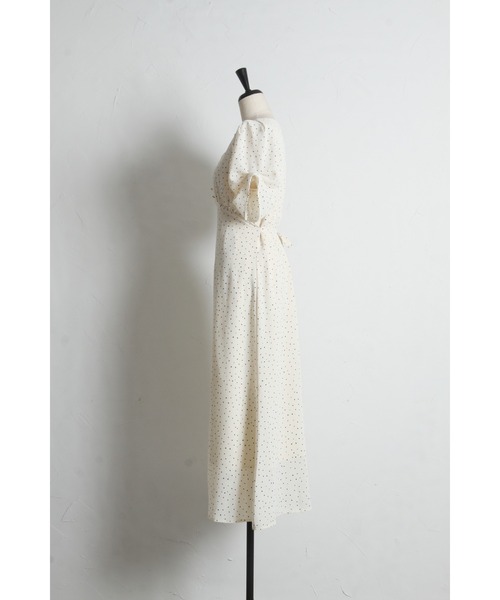 tocco closet（トッコ　クローゼット）の「ハート飾り釦ランダムプチハートプリントワンピース（ワンピース・レディース・レッド/アイボリー・M）」の22枚目の写真