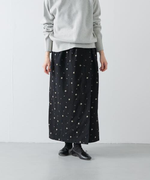 かぐれ（カグレ）の「ツバメ刺繍ラップスカート（スカート・レディース・ブラック/アイボリー・FREE）」の18枚目の写真