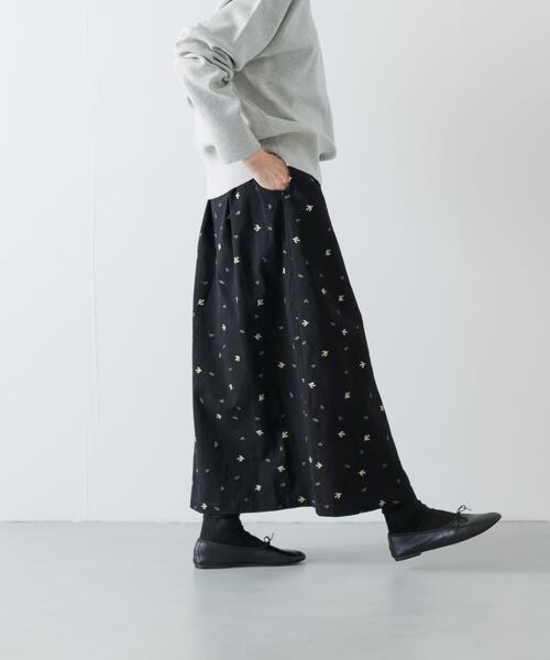 かぐれ（カグレ）の「ツバメ刺繍ラップスカート（スカート・レディース・ブラック/アイボリー・FREE）」の19枚目の写真