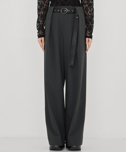 STUDIOUS(ステュディオス)の「【STUDIOUS/ステュディオス】Belted Stretch Trousers/ベルテッドストレッチトラウザー/スラックス/ワイドパンツ(スラックス・レディース・ブラック/ベージュ/ダークグレー・1/2)」の7枚目の写真