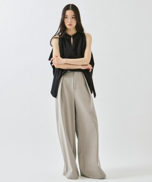 STUDIOUS(ステュディオス)の「【STUDIOUS/ステュディオス】Belted Stretch Trousers/ベルテッドストレッチトラウザー/スラックス/ワイドパンツ/ベルト取り外し可/ウォッシャブル/脚長/くびれ効果(スラックス・レディース・ブラック/ベージュ/ダークグレー・1/2)」の11枚目の写真