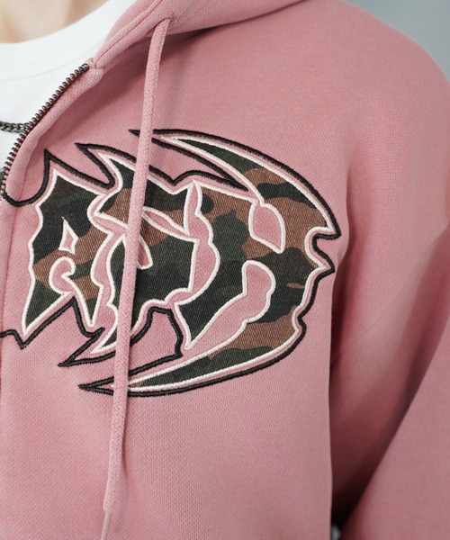 SPINNS（スピンズ）の「短丈ダブルジップパーカー/パッチワークカモフラロゴ/ショート丈（パーカー・メンズ・ブラック系その他/杢グレー/ピンク系その他・ONESIZE）」の18枚目の写真