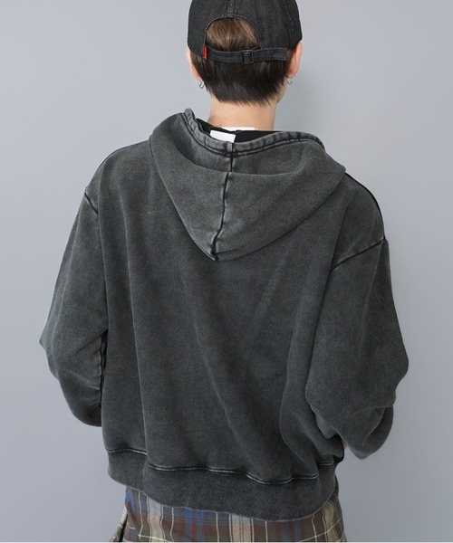 SPINNS（スピンズ）の「短丈ダブルジップパーカー/パッチワークカモフラロゴ/ショート丈（パーカー・メンズ・ブラック系その他/杢グレー/ピンク系その他・ONESIZE）」の10枚目の写真