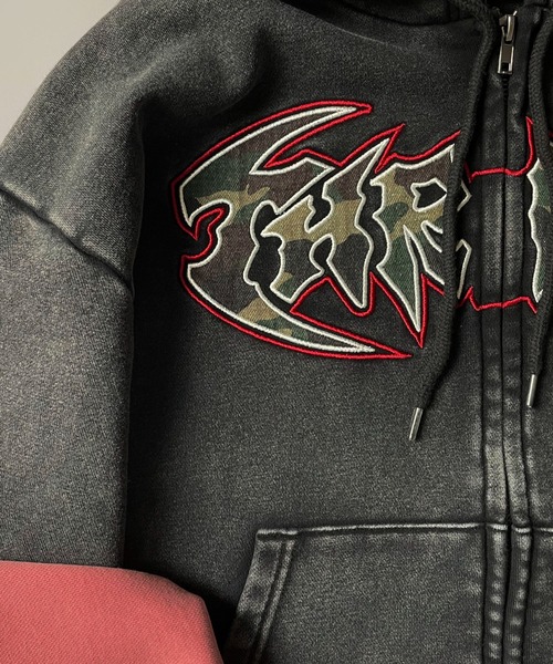 SPINNS（スピンズ）の「短丈ダブルジップパーカー/パッチワークカモフラロゴ/ショート丈（パーカー・メンズ・ブラック系その他/杢グレー/ピンク系その他・ONESIZE）」の12枚目の写真