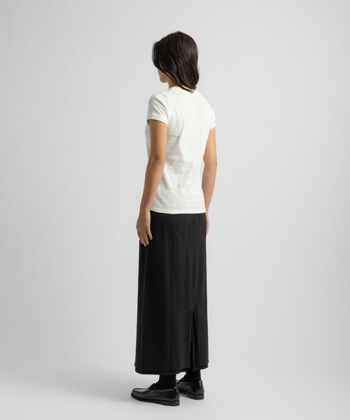 Saturdays NYC（サタデーズ ニューヨークシティ ）の「Naomi Ribbed Tee | WOMEN（Tシャツ/カットソー・レディース・ホワイト/ベージュ/グレー・S/M/L）」の15枚目の写真