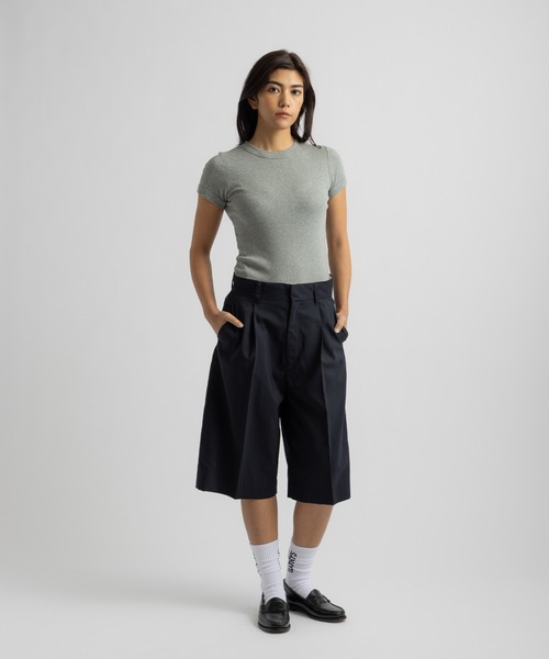 Saturdays NYC（サタデーズ ニューヨークシティ ）の「Naomi Ribbed Tee | WOMEN（Tシャツ/カットソー・レディース・ホワイト/ベージュ/グレー・S/M/L）」の21枚目の写真