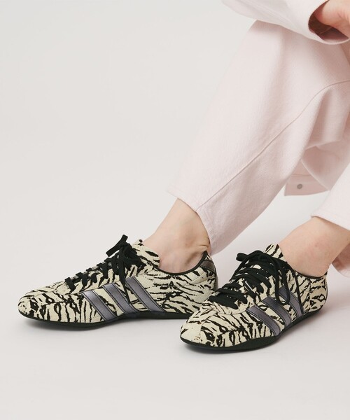 adidas Originals(アディダスオリジナルス)の「<adidas Originals>TOKYO/スニーカー(スニーカー・レディース・その他1・22.5cm/24.5cm/23cm/23.5cm/24cm/25cm)」の1枚目の写真