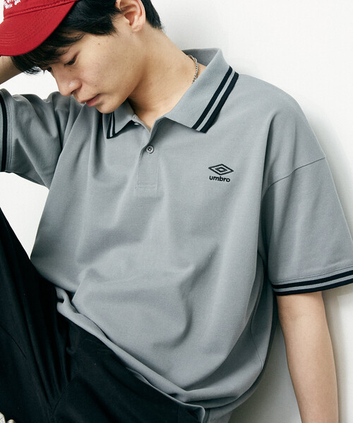 UMBRO(アンブロ)の「UMBRO × PUBLUX/アンブロ 別注 ワンポイント ロゴ 鹿子 ポロシャツ 限定展開(ポロシャツ・メンズ・ブラック/グレー/ネイビー/ホワイト・MEDIUM/LARGE)」の16枚目の写真