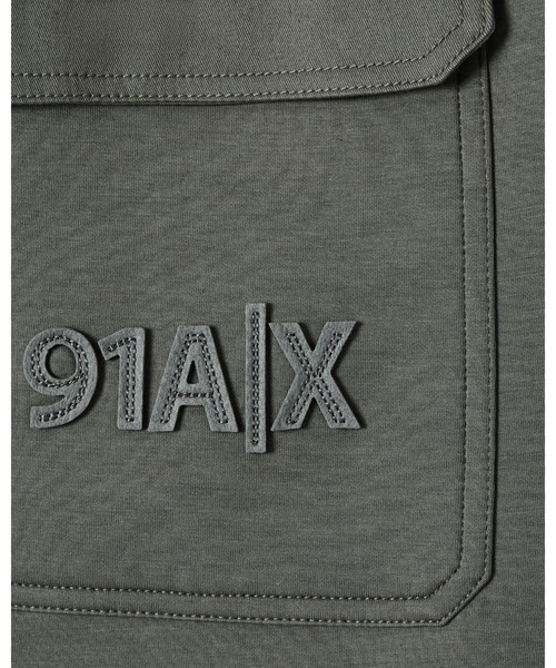 ARMANI EXCHANGE(アルマーニエクスチェンジ)の「【A|X アルマーニ エクスチェンジ】91ロゴ スウェットカーゴジョガーパンツ(スウェットパンツ・メンズ・グレー系・X-LARGE/SMALL/MEDIUM/LARGE/X-SMALL)」の4枚目の写真