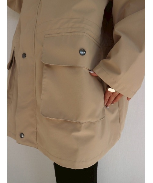 TRUNC（トランクエイティーエイト）の「Neo-Utility Tech Overcoat / ネオユーティリティテックオーバーコート（その他アウター・レディース・ブラック/ベージュ・FREE）」の22枚目の写真