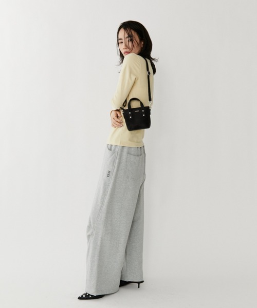 VION(ヴィオン)の「スリークミニバッグ / Sleek Mini Bag(ハンドバッグ・レディース・ブラック・FREE)」の4枚目の写真