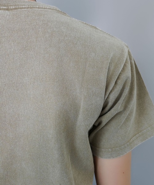 SPINNS（スピンズ）の「短丈ピグメント加工ワンポイント半袖Tシャツ/クロスメタルロゴ（Tシャツ/カットソー・メンズ・ホワイト/ブラック/ブラック系その他/ブラウン系その他/グリーン系その他/ピンク系その他/ウッドランド・ONESIZE）」の13枚目の写真