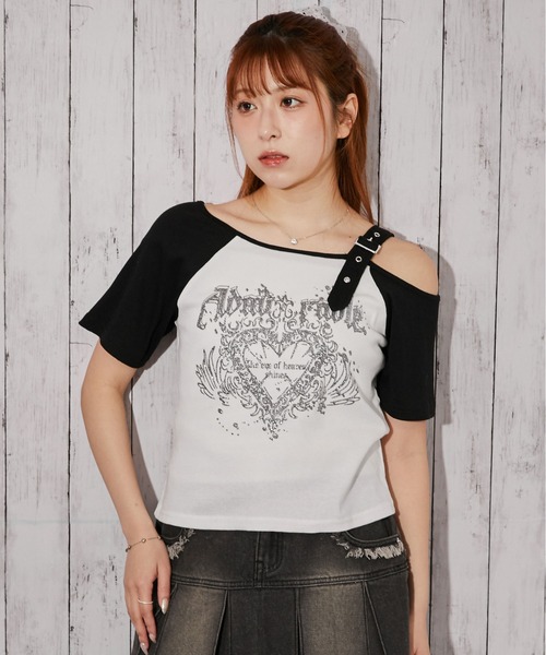 GORGE(ゴージ)の「《ワンショルダー×グラフィック》Tシャツ/ストリート×Y2K/春夏秋/全2色(Tシャツ/カットソー・レディース・オフホワイト/グレー・F)」の15枚目の写真