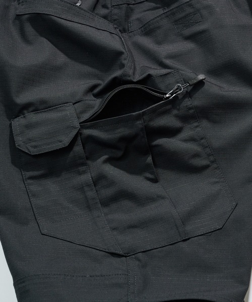 MAISON CLUB(メゾンクラブ)の「【MAISON CLUB】Military Cargo Shorts / ミリタリーカーゴショーツ KNF-YI ※(その他パンツ・メンズ・ブラック/カーキ/マルチ・2XL/XL)」の6枚目の写真
