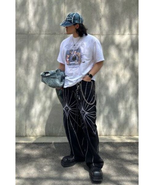MOZMOZ(モズモズ)の「ラックニャン デジタル オーバーサイズ 半袖Tシャツ ホワイト(Tシャツ/カットソー・レディース・その他・1/2/3)」の8枚目の写真