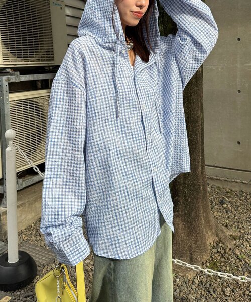 CIAOPANIC(チャオパニック)の「チェックサッカー フードシャツ(シャツ/ブラウス・レディース・ブルー/サックスブルー/ブラック/ホワイト・LARGE/MEDIUM)」の1枚目の写真