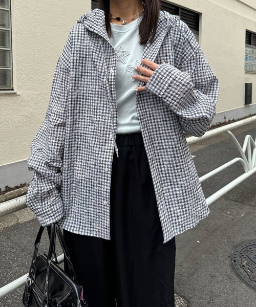 CIAOPANIC(チャオパニック)の「チェックサッカー フードシャツ(シャツ/ブラウス・レディース・ブルー/サックスブルー/ブラック/ホワイト・LARGE/MEDIUM)」の5枚目の写真