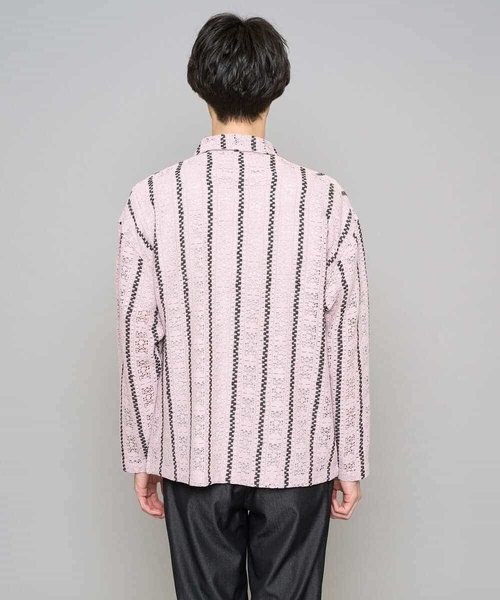 a.v.v（アーヴェヴェ）の「【洗濯機で洗える】透かしストライプ ワイドシルエットシャツ（シャツ/ブラウス・メンズ・ダークインディゴブルー/ピンク・48/46）」の18枚目の写真