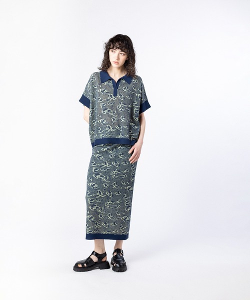 OSMOSIS(オズモーシス)の「ジャガードニットスカート(スカート・レディース・ネイビー/グレイッシュベージュ/ブラック・ONE SIZE)」の13枚目の写真