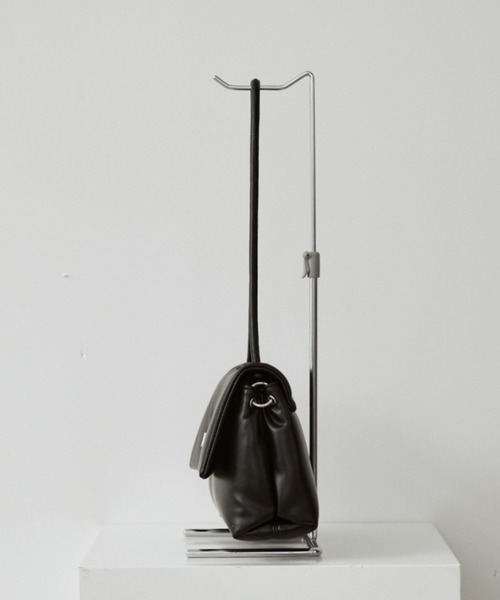 arholiday.standard(エーアールホリデースタンダード)の「buckle shoulder bag / バックルショルダーバック(ショルダーバッグ・レディース・ブラック・FREE)」の8枚目の写真