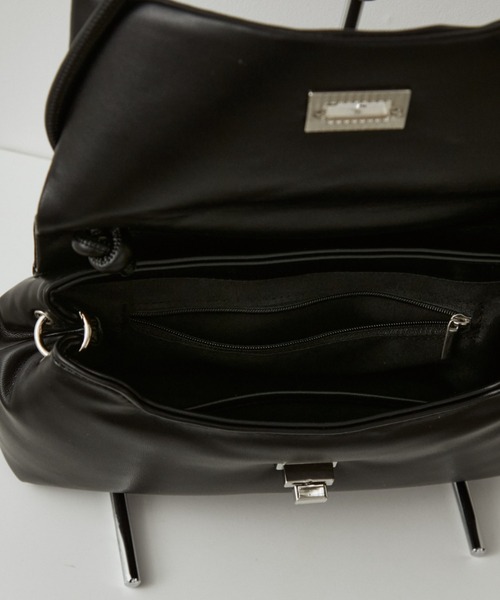 arholiday.standard(エーアールホリデースタンダード)の「buckle shoulder bag / バックルショルダーバック(ショルダーバッグ・レディース・ブラック・FREE)」の10枚目の写真