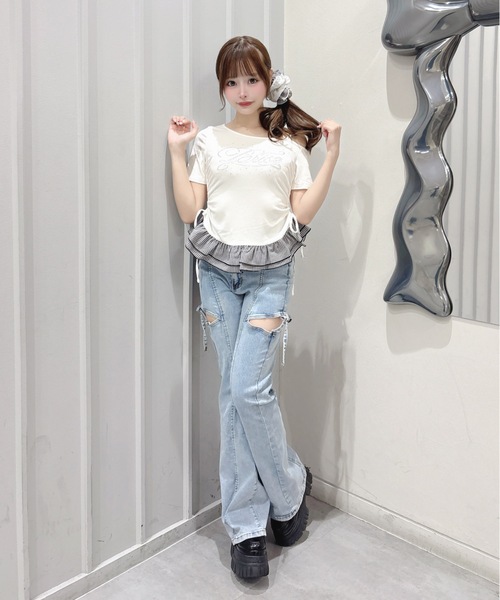 one way(ワンウェイ)の「レース付きサイドスリットデニム(デニムパンツ・レディース・ブルー/ブラック・SMALL/MEDIUM)」の5枚目の写真